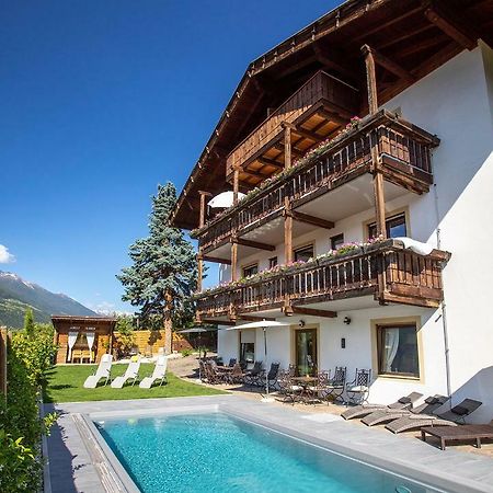 Alpenresidenz Maria Hotel Silandro Exterior photo